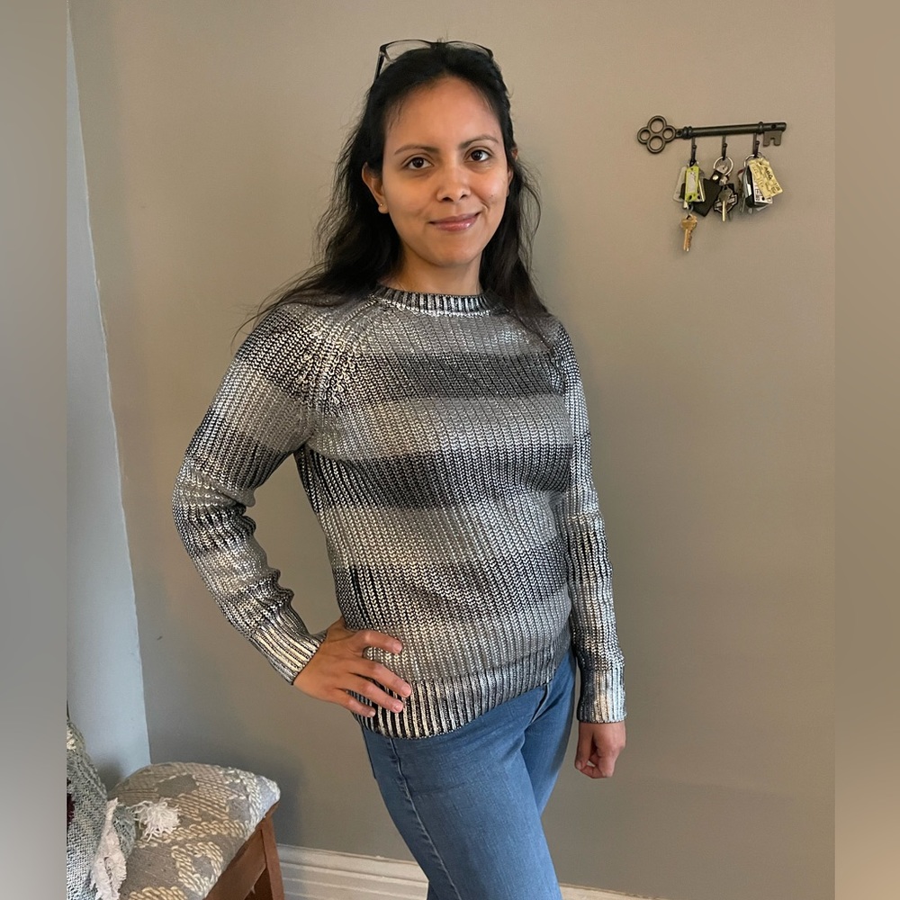 NWOT MICHAEL KORS Silver Metalíc knitted Winter Woman Sweater Sz S